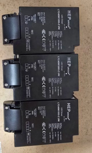 3x HEP GROUP LED Driver LTC40W1000-Z UNI
