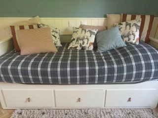 Cama extensible Hemnes con cajones,desmontada