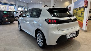 Peugeot 208 2021