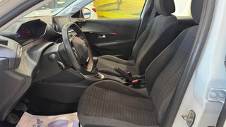 Peugeot 208 2021