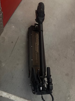 Patinete eléctrico Speedway Leger