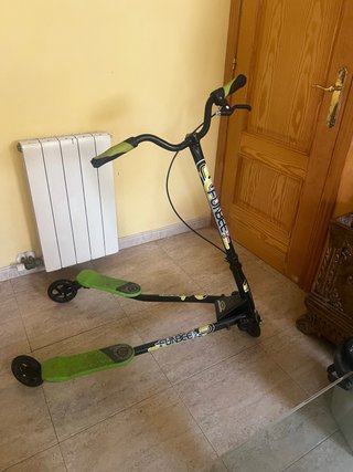 Patinete Funbee 3 ruedas verde