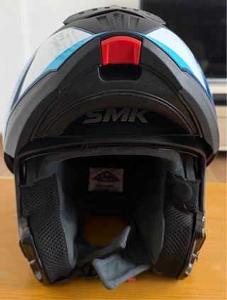 Casco SMK GULLWING Talla S con Cardo Spirit