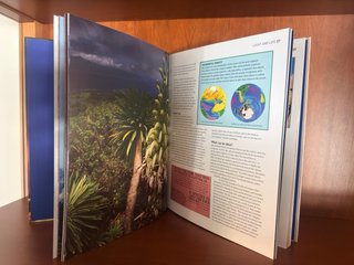Libro earth’s RICHES