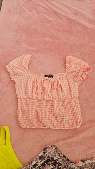 3 Crop Tops XS