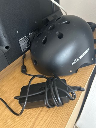 Patinete Eléctrico Ninebot  Con Casco incluido