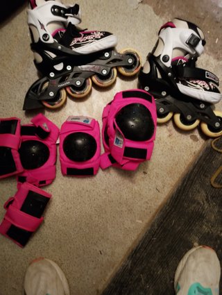 Patines en línea rosas y blancos talla 35-38