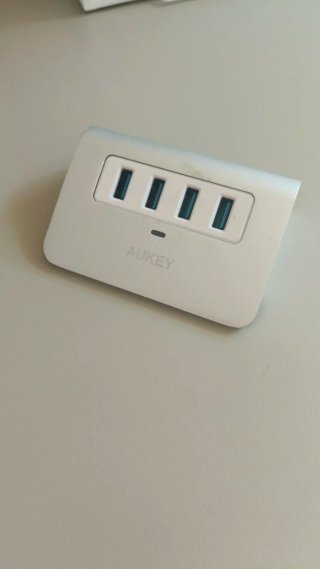 Hub Aukey 4 Puertos USB 3.0 Aluminio