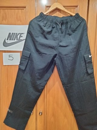 Pantalón Nike  Unisex Cargo Sportwear T.XS /13-14