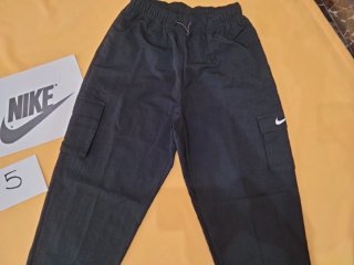 Pantalón Nike  Unisex Cargo Sportwear T.XS /13-14