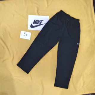 Pantalón Nike  Unisex Cargo Sportwear T.XS /13-14