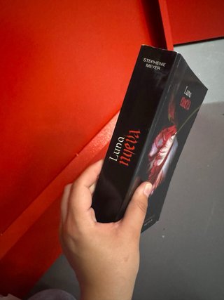 Crepúsculo (Saga Crepúsculo 1) (Spanish Edition)