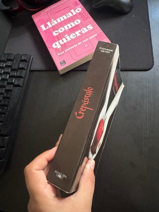 Crepúsculo (Saga Crepúsculo 1) (Spanish Edition)