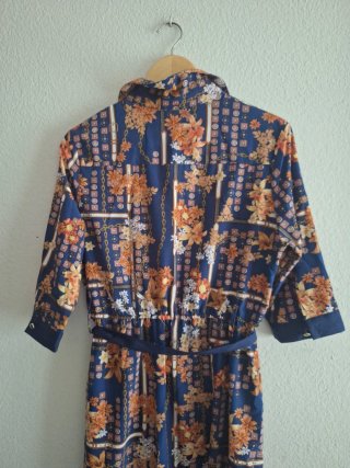 Vestido Vila floral azul y naranja Talla M