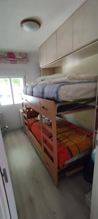 Litera plegable de madera y metal