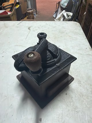 Molinillo de café antiguo manual – estilo vintage