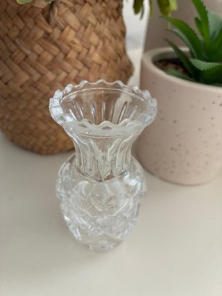 Jarrón de cristal transparente
