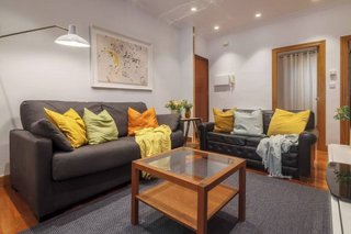 Apartamento Carrer del Comte Borrell 800 EUR