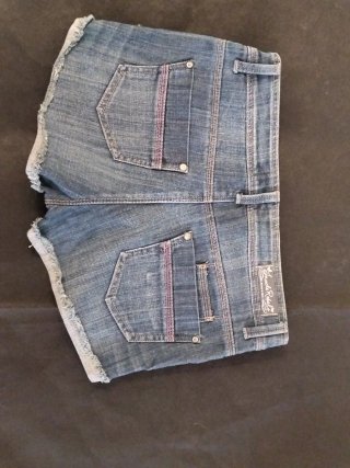 Pantalón vaquero mujer corto