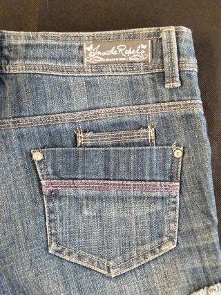 Pantalón vaquero mujer corto