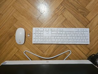 Ordenador HP Todo en Uno Beige