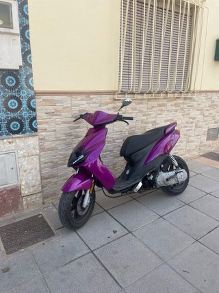 Yamaha Jog RR Morado