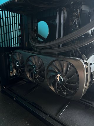 RTX 4080 SUPER ZOTAC Gaming AMP - Scheda Video