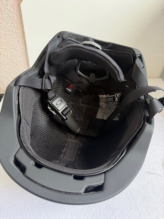 Casco Oakley MOD3 MIPS Negro