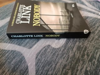 Nobody di Charlotte Link