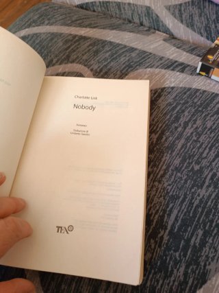 Nobody di Charlotte Link