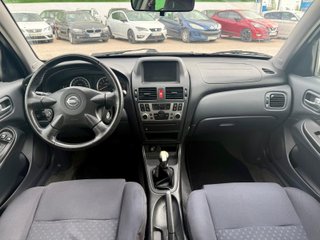 Nissan Almera 2005