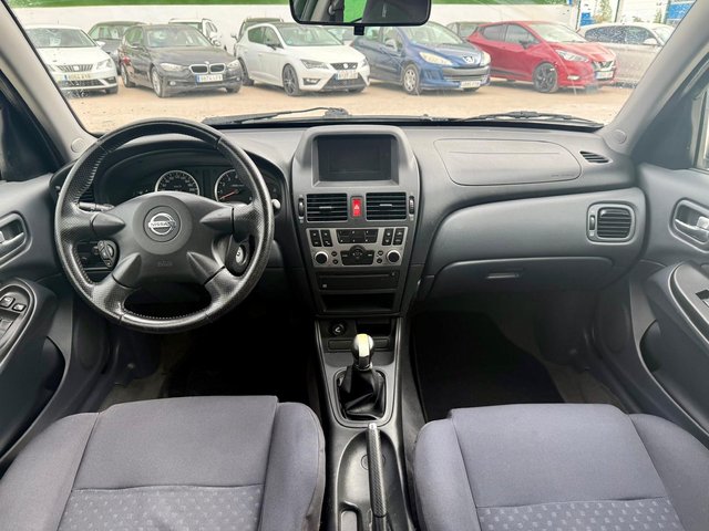 Nissan Almera 2005