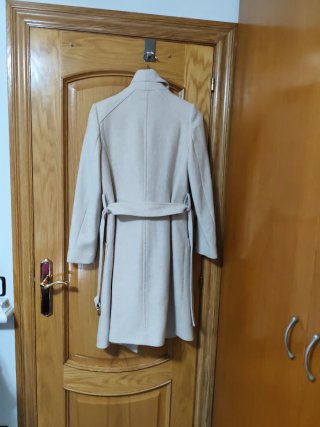 Abrigo Mango largo beige talla S