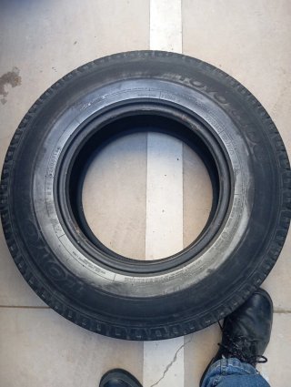Neumático 205 R 14 C
