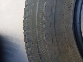 Neumático 205 R 14 C
