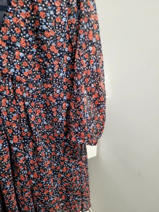 Vestido floral manga larga