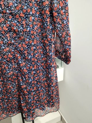 Vestido floral manga larga