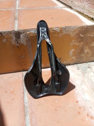Sillín Selle Italia SLR Boost 145 carbono
