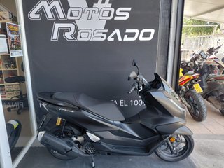 Honda PCX 125 Negra