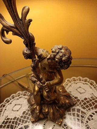 Lámpara de bronce con ángel