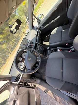 Peugeot 207 2010
