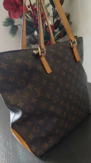 Borsa Louis Vuitton Cabas Marrone interno perfetto