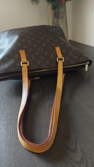 Borsa Louis Vuitton Cabas Marrone interno perfetto