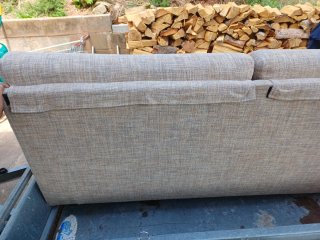 Sofá de 2 plazas en tela beige y gris