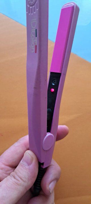 Planchas de viaje,color violeta