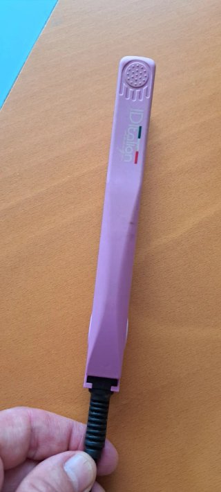 Planchas de viaje,color violeta