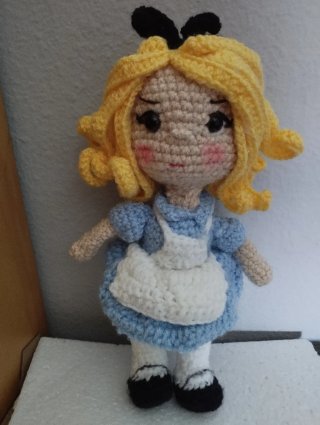 Muñeca Alicia Amigurumi Crochet