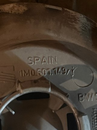 Tapacubos Seat León 1M (4 unidades)