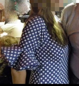 Vestido de flamenca lunares azul y blanco
