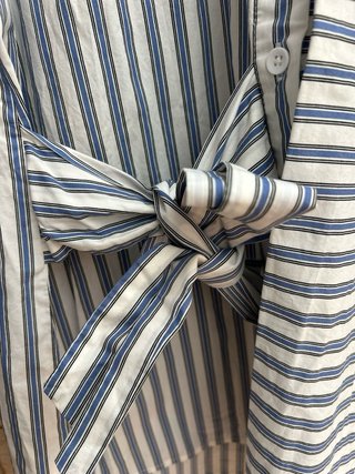 Camisa Mango Rayas Azul y Blanco - modelo grande